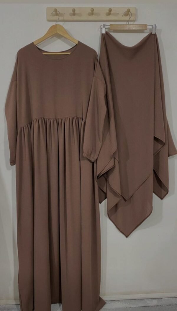 e54fd8f284f9503b3b00c0526ca9e0c1 Ensemble khimar